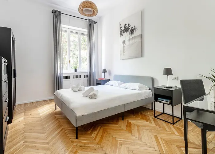 Luxury 4 Bedrooms Apartments Close To Duomo